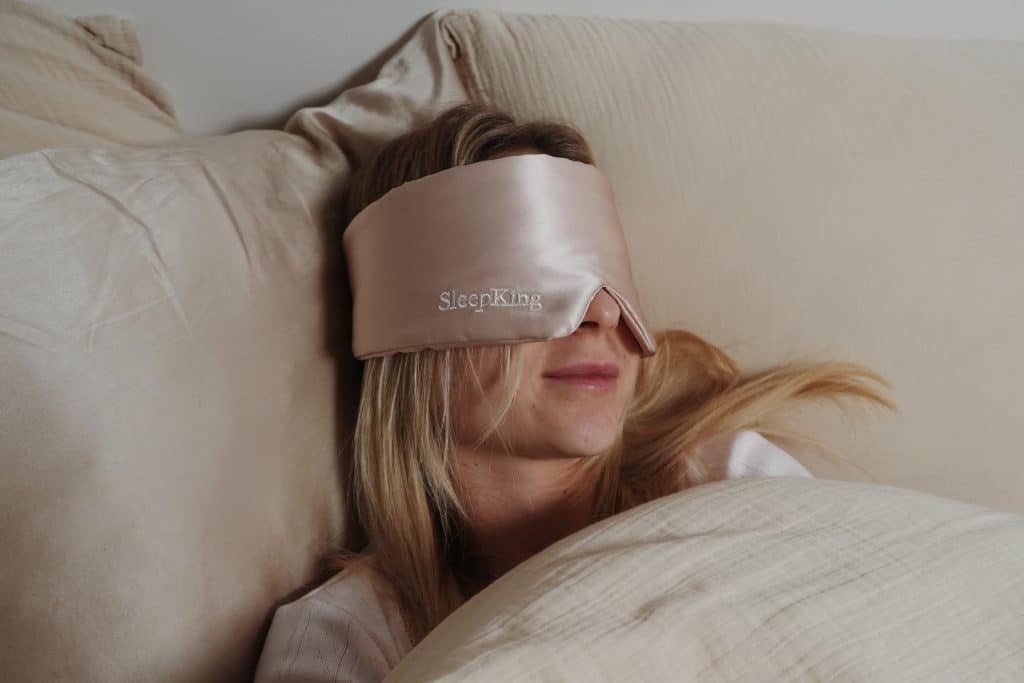 SleepKing hedvábná maska, 22-momme, Sophia 1 Sophia clovek ruzova 1