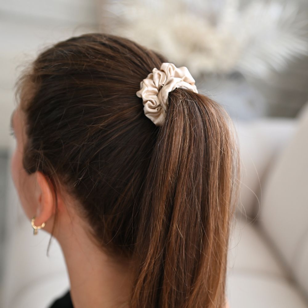 SleepKing™ Hedvábná gumička, Malia 5 SleepKing™ Hedvábná gumička, Malia - Obrázek 5