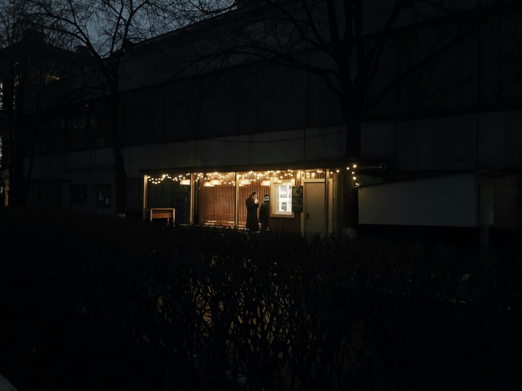 maxim shklyaev 8sxq0awno6i unsplash