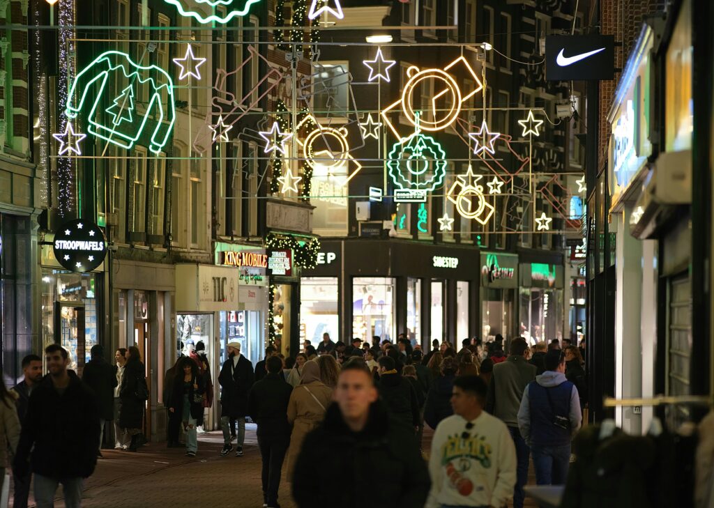 dmitrii e laubnxjzrdc unsplash