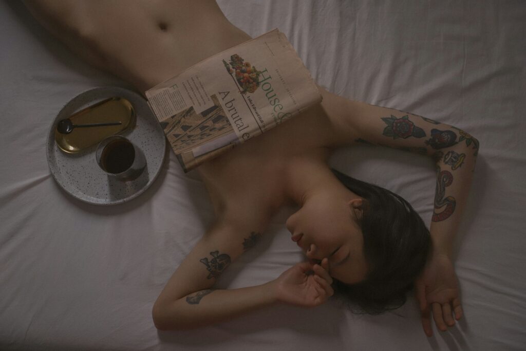 Jak spánek zlepšuje regeneraci po cvičení a podporuje hubnutí 3 sunny ng sdq0sebpydq unsplash